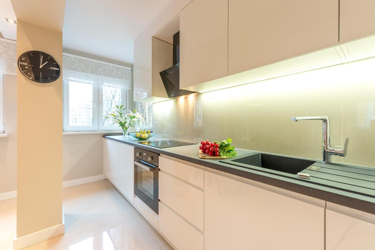 Chmielna 73 P&O Serviced Apartments وارسو المظهر الخارجي الصورة